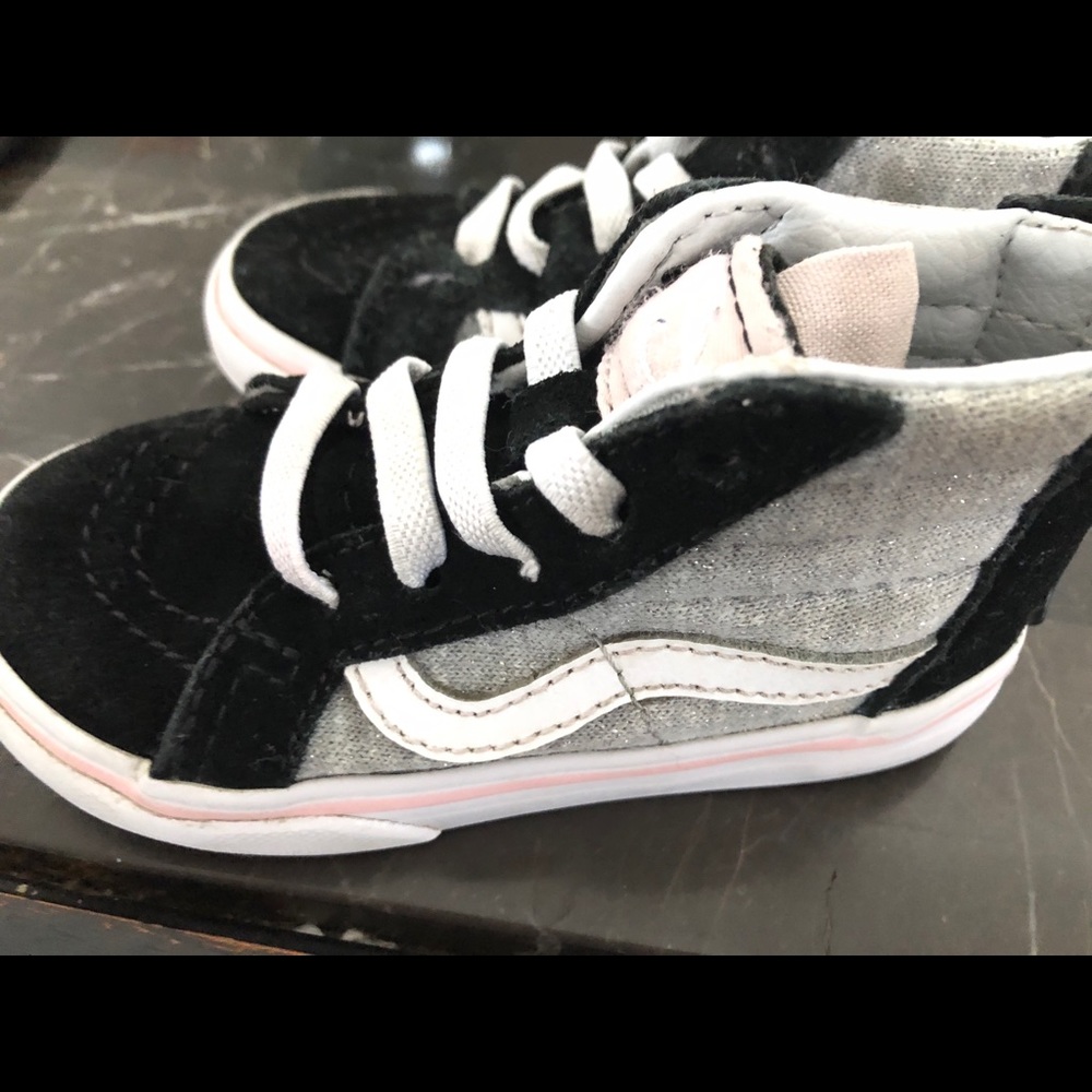 Toddler high top zip back vans size 6
